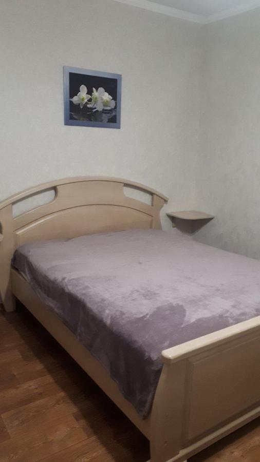 Апартаменты, 2 Комн. 6 Мест Kropyvnytskyi Exterior foto