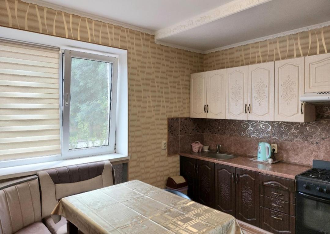 Апартаменты, 2 Комн. 6 Мест Kropyvnytskyi Exterior foto